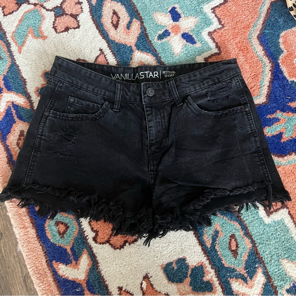 Vanilla Star Black Festival Shorts